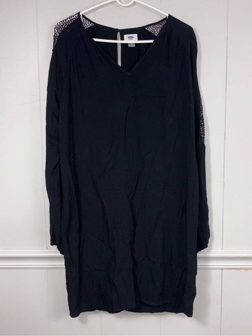 Old Navy Black Lace Crochet Sleeve Detail V-Neck Shift Mini Dress Large Preppy